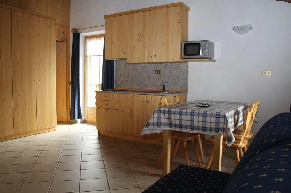Francisi Apartment *